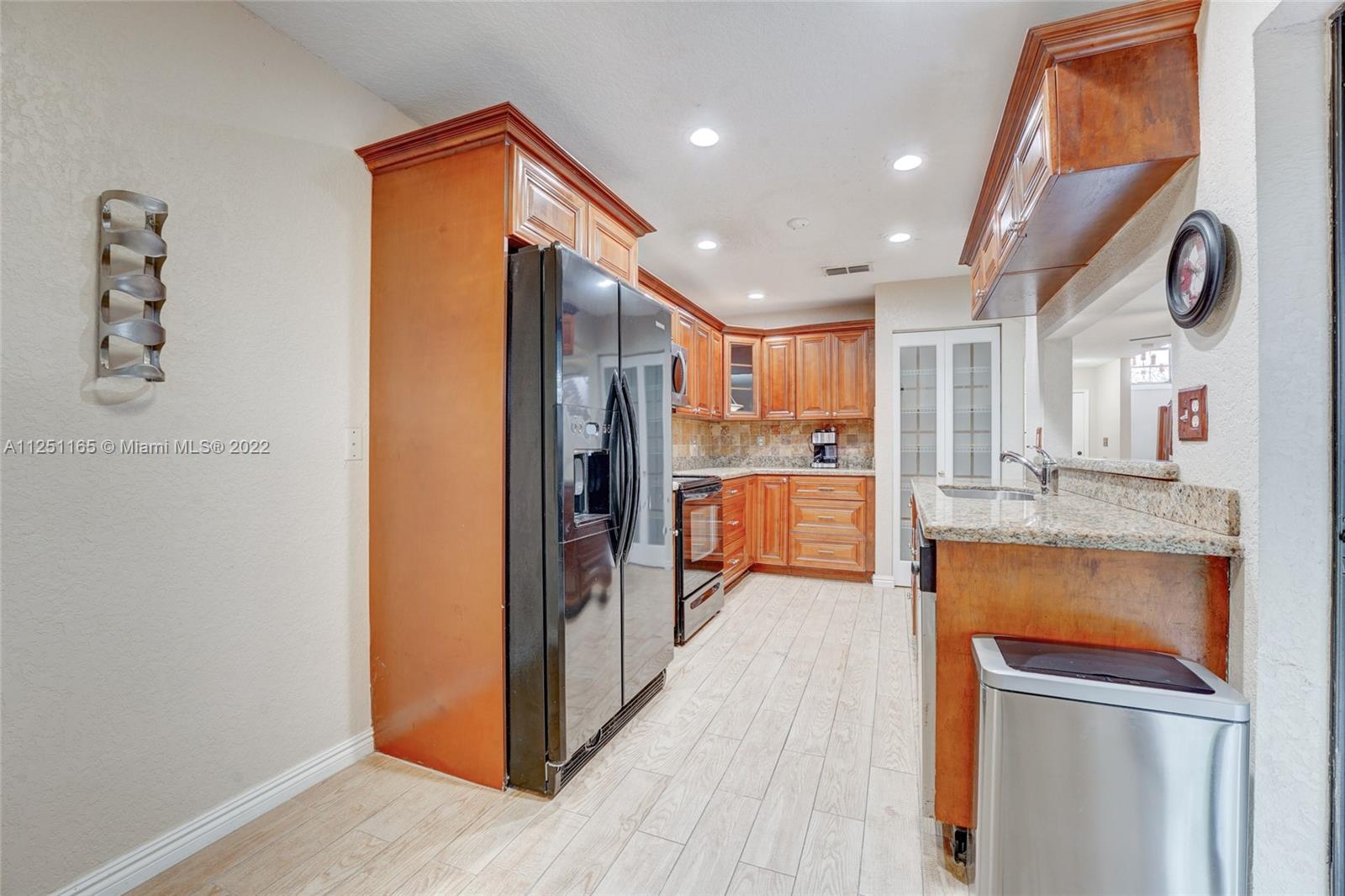 VINEYARDS OF PLANTATION C - Residential Lease