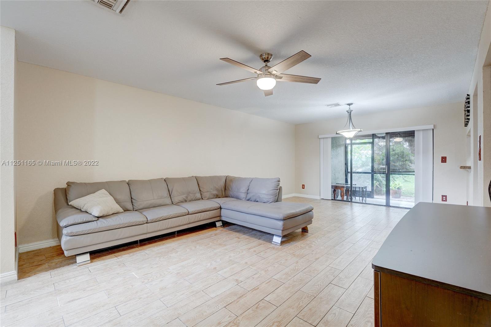 VINEYARDS OF PLANTATION C - Residential Lease