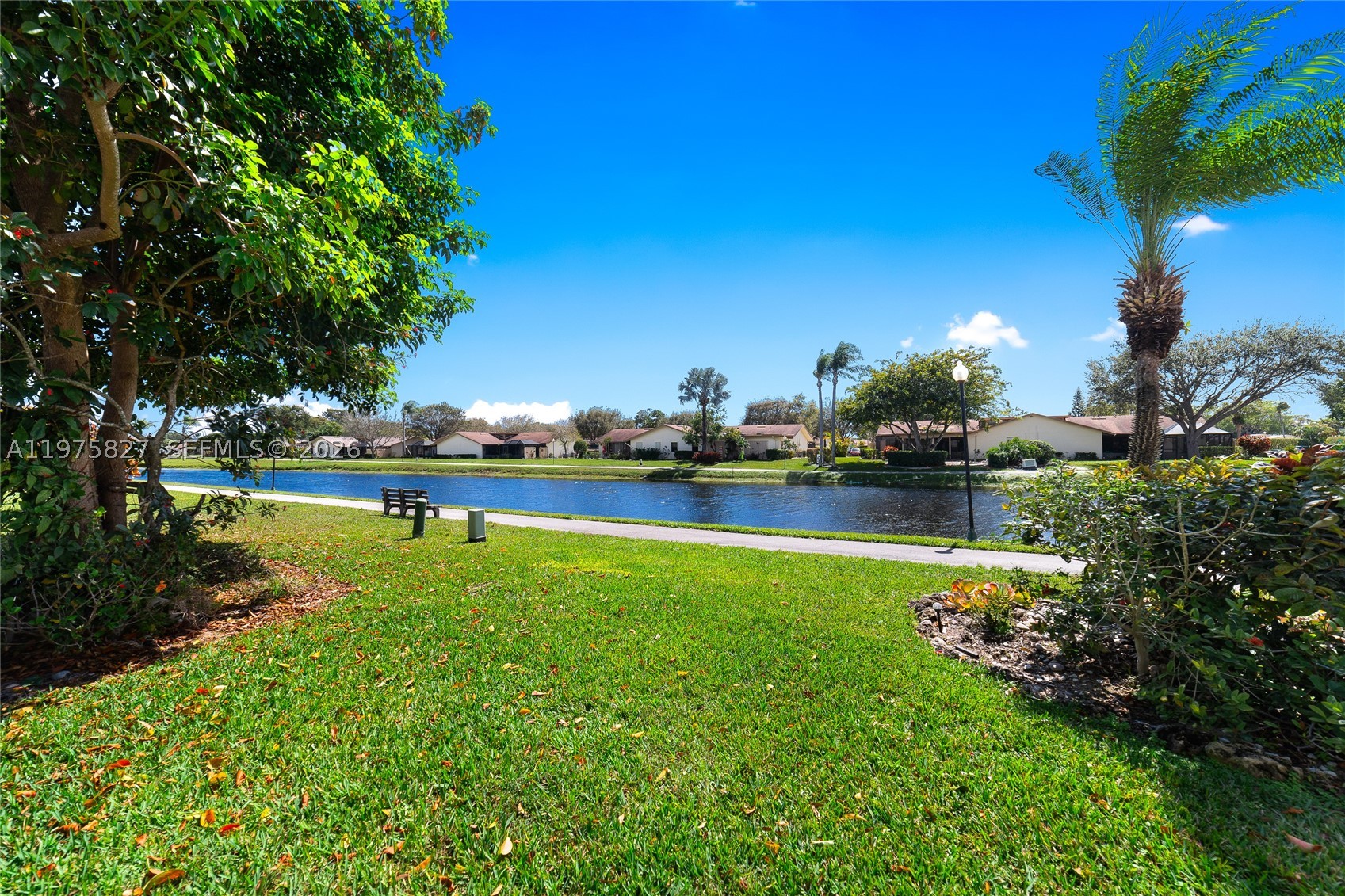 RAINBERRY BAY - Residential
