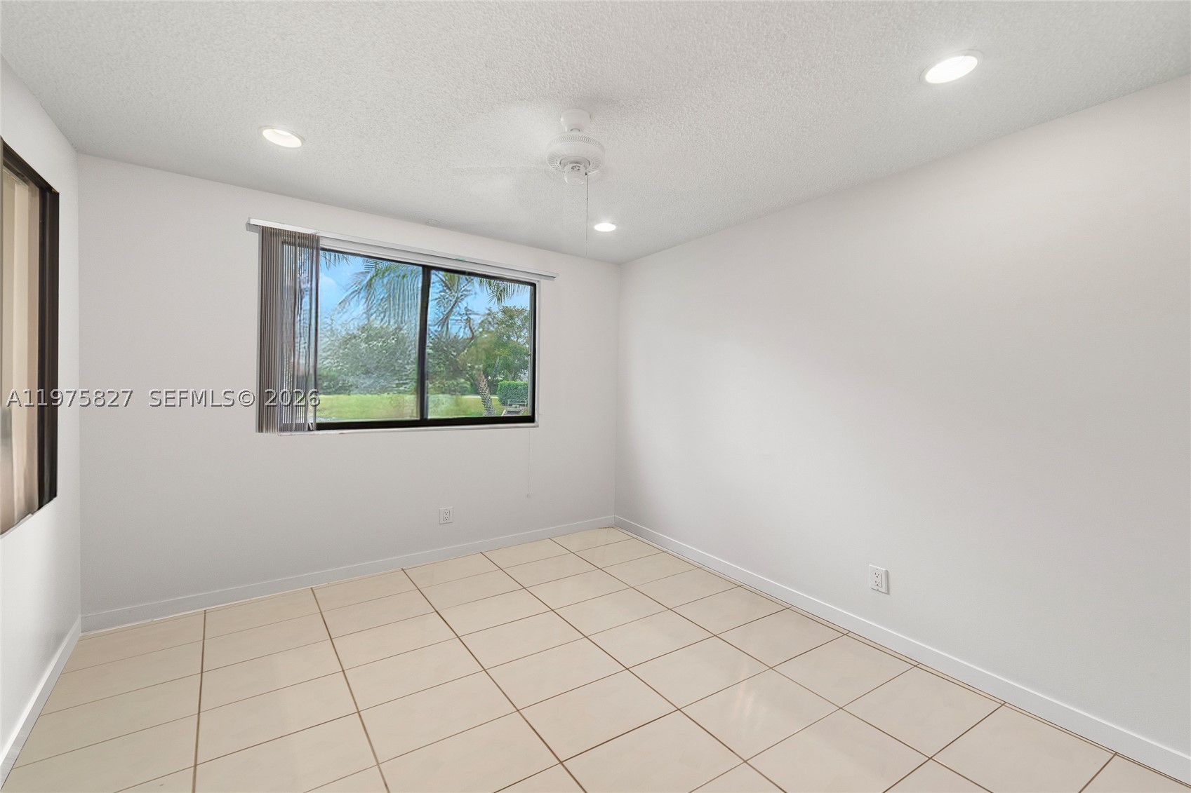 RAINBERRY BAY - Residential