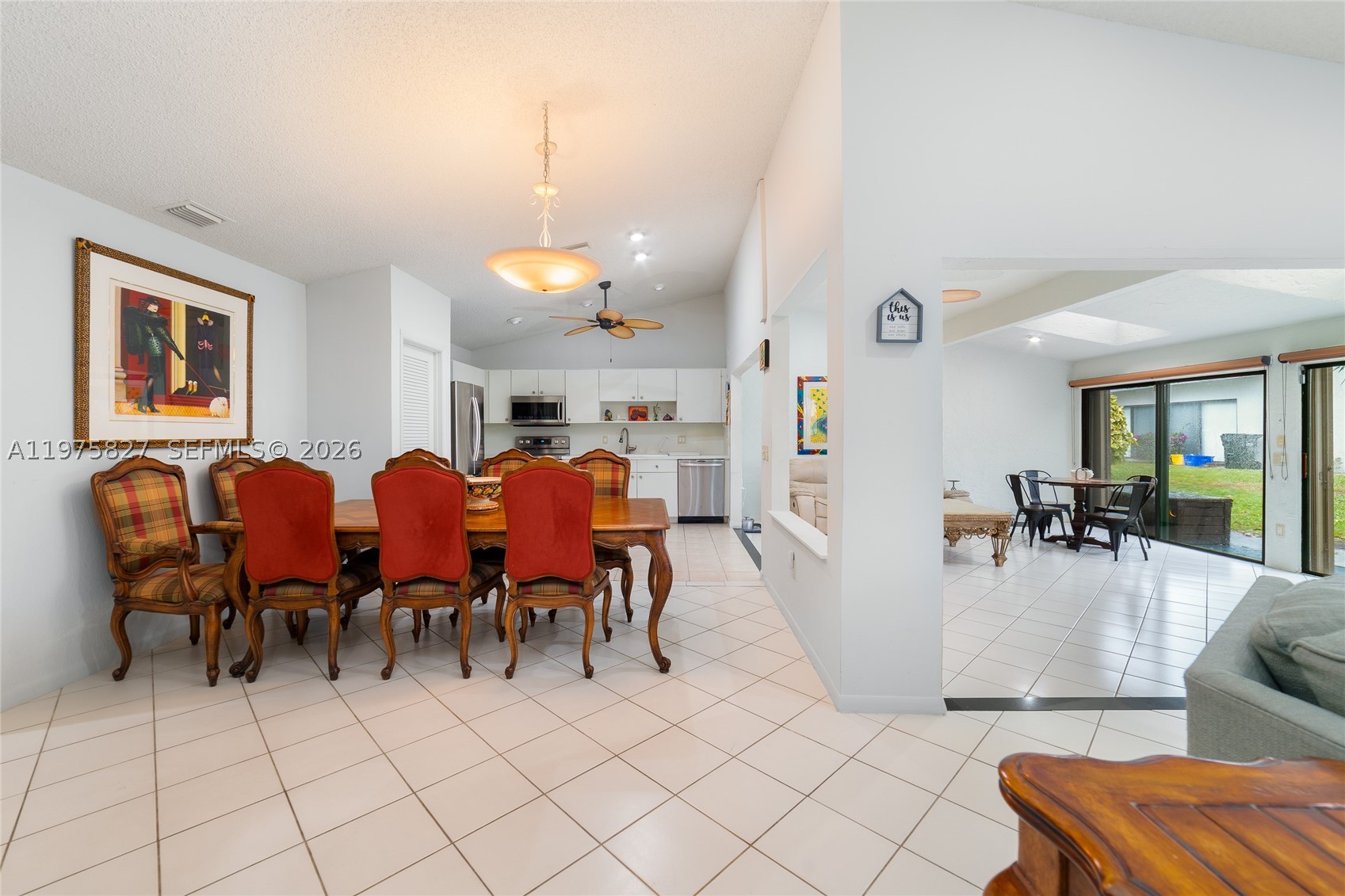 RAINBERRY BAY - Residential