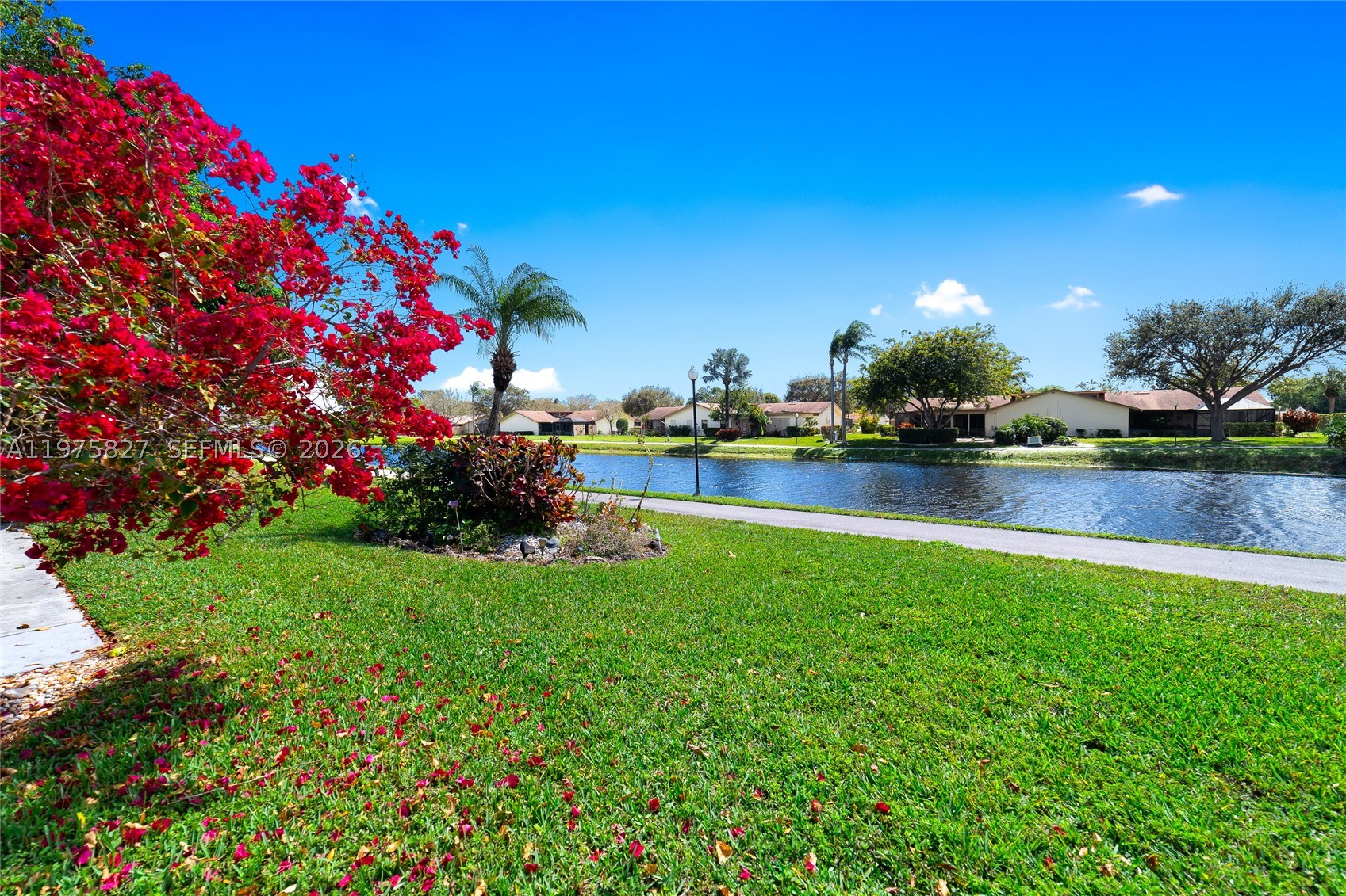 RAINBERRY BAY - Residential