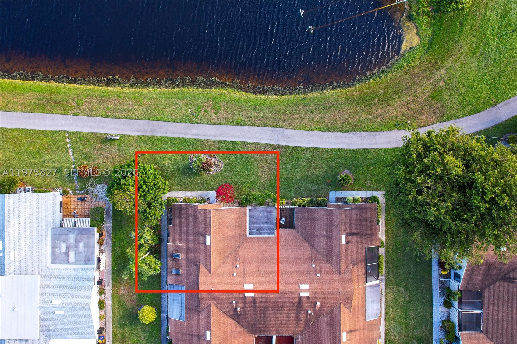 RAINBERRY BAY - Residential