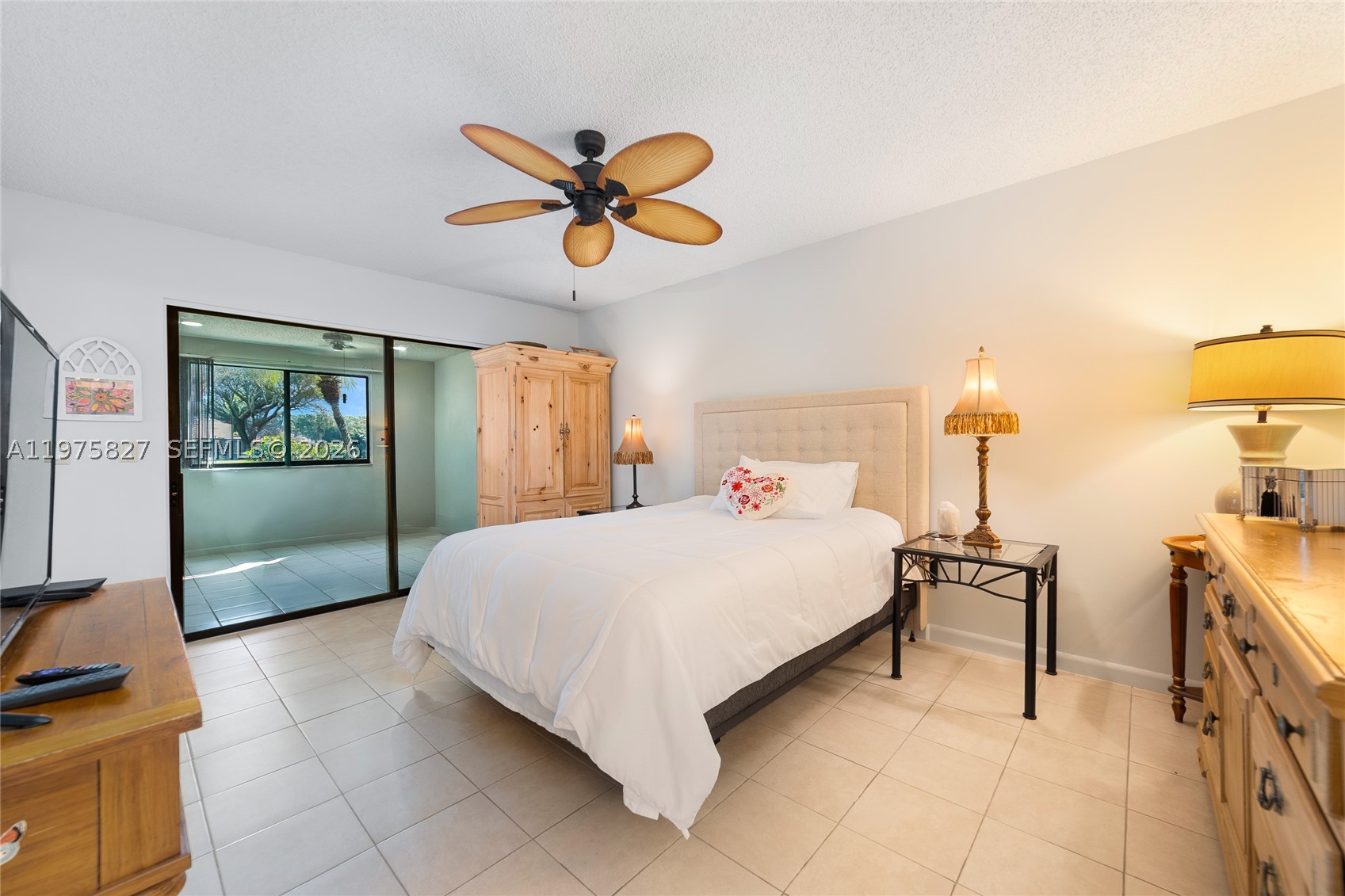 RAINBERRY BAY - Residential