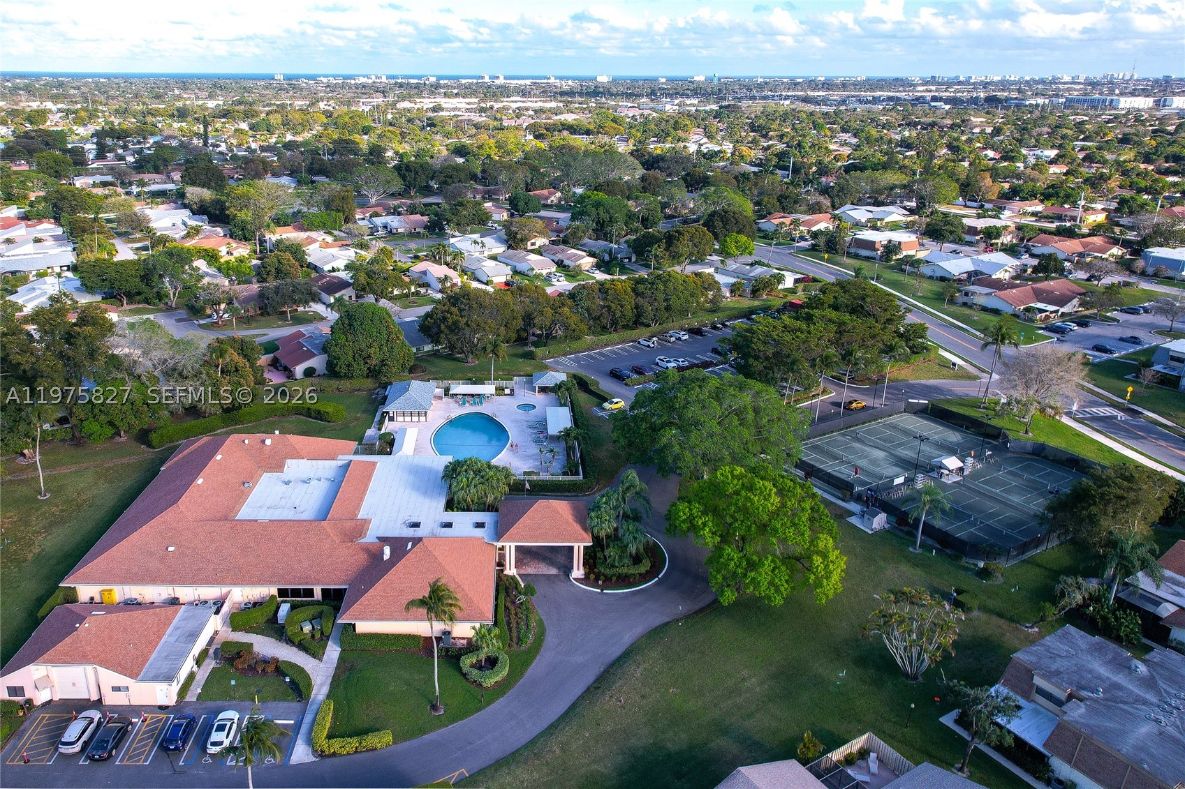 RAINBERRY BAY - Residential