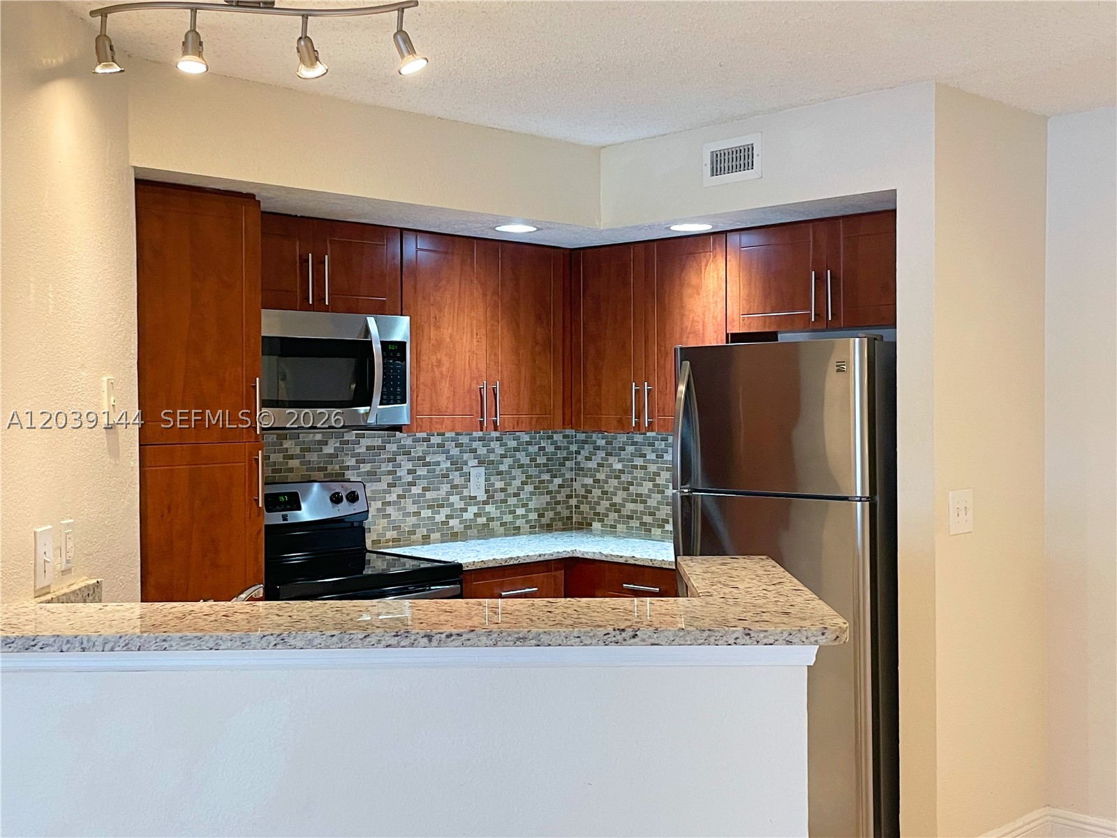 ISLES AT LAGO MAR CONDO - Residential