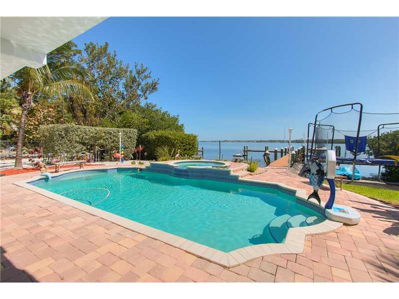 Buccaneer Point - Residential