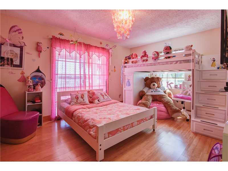 Buccaneer Point - Residential