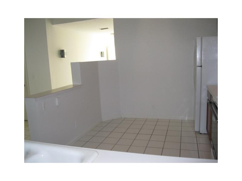 HOLIDAY SPRINGS VILLAGE S - Residential Lease