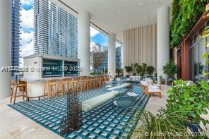SLS LUX - Residential