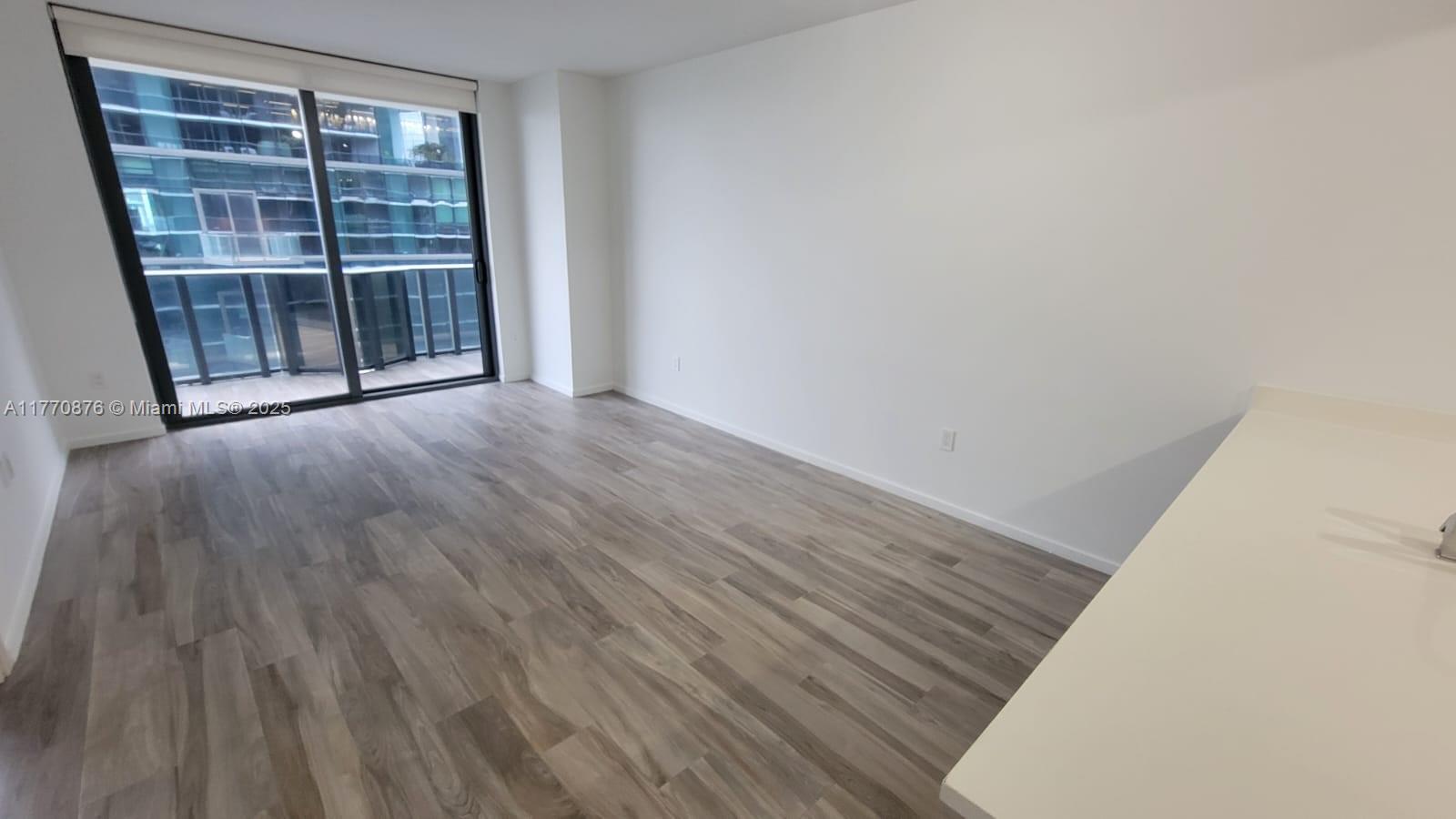 SLS LUX - Residential