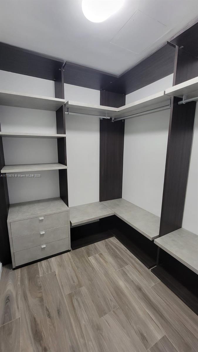 SLS LUX - Residential