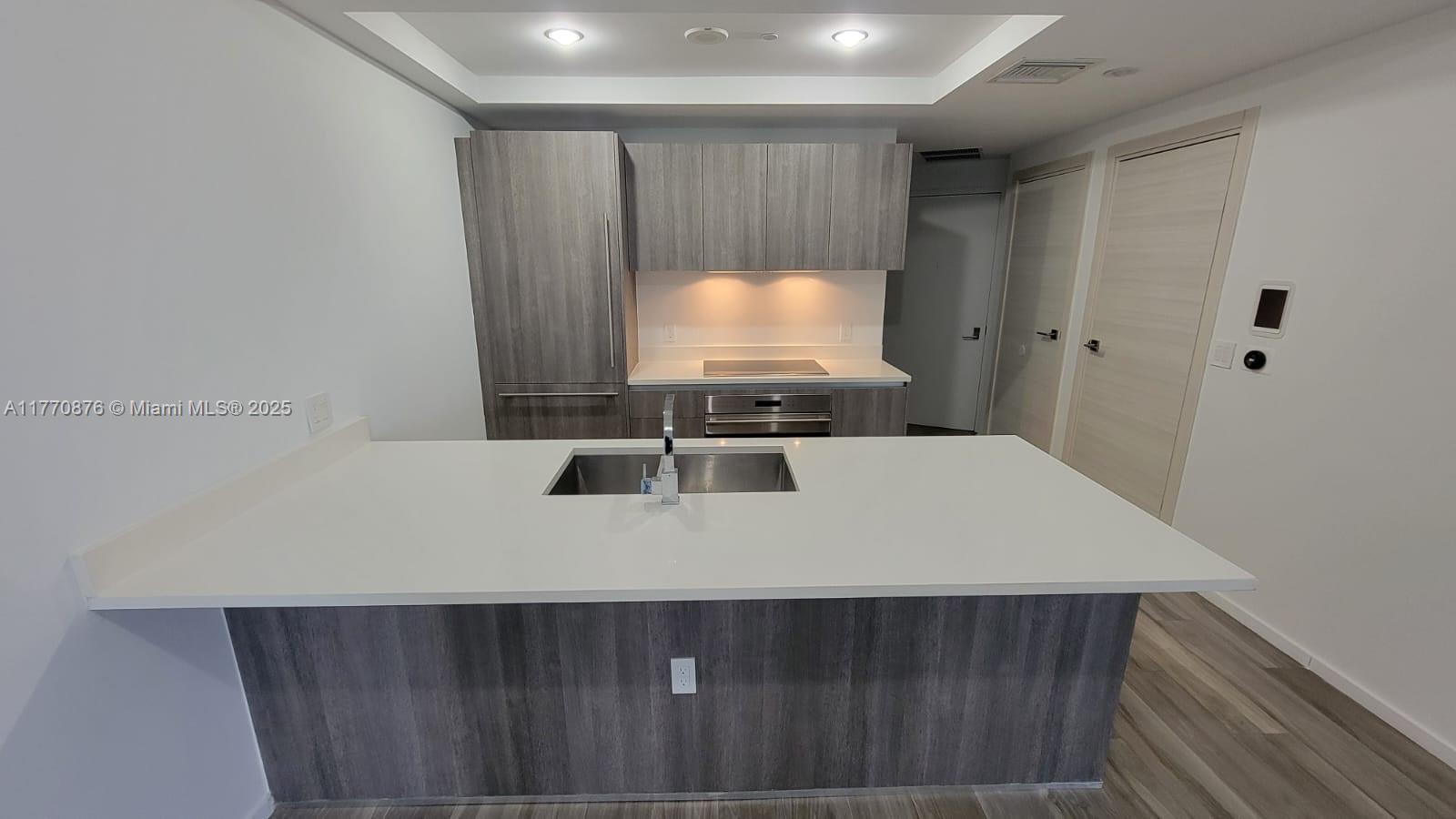 SLS LUX - Residential