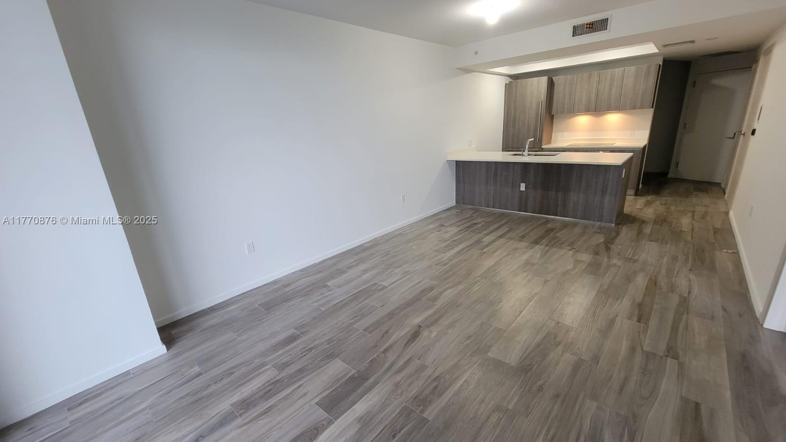 SLS LUX - Residential