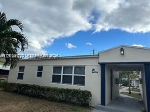 HOLLYWOOD - Residential Lease