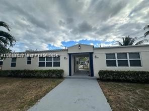 HOLLYWOOD - Residential Lease