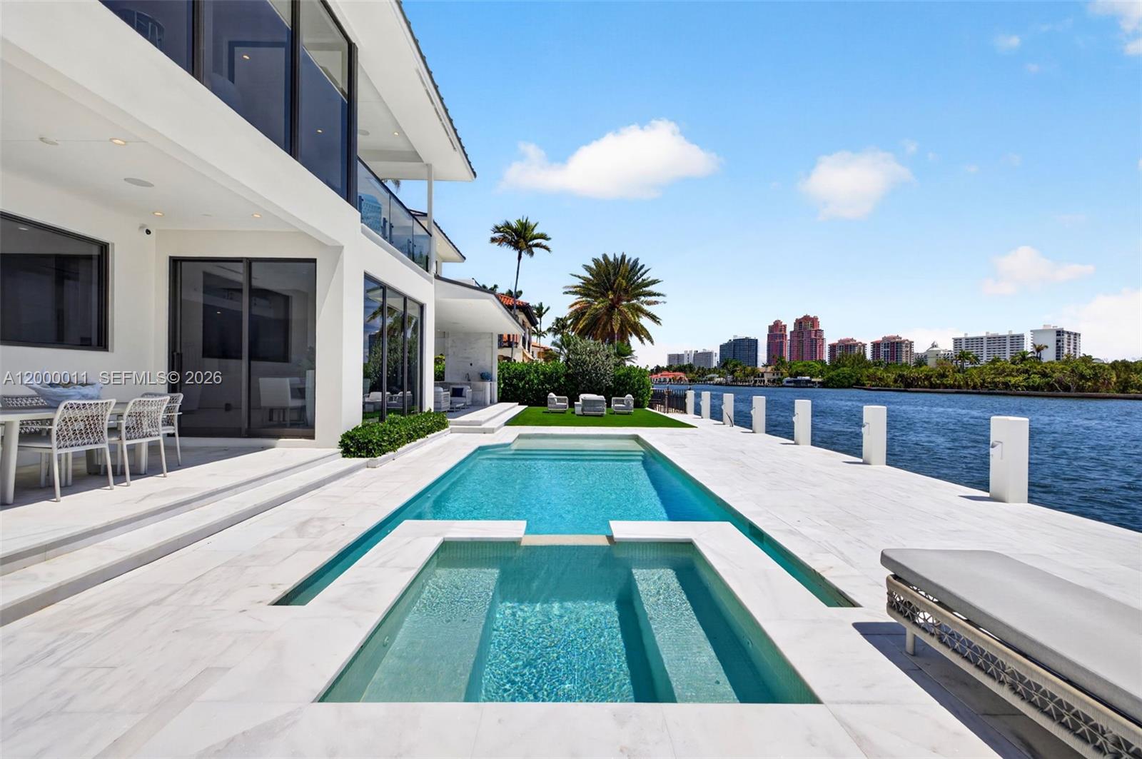 CORAL RIDGE NORTH - Residential