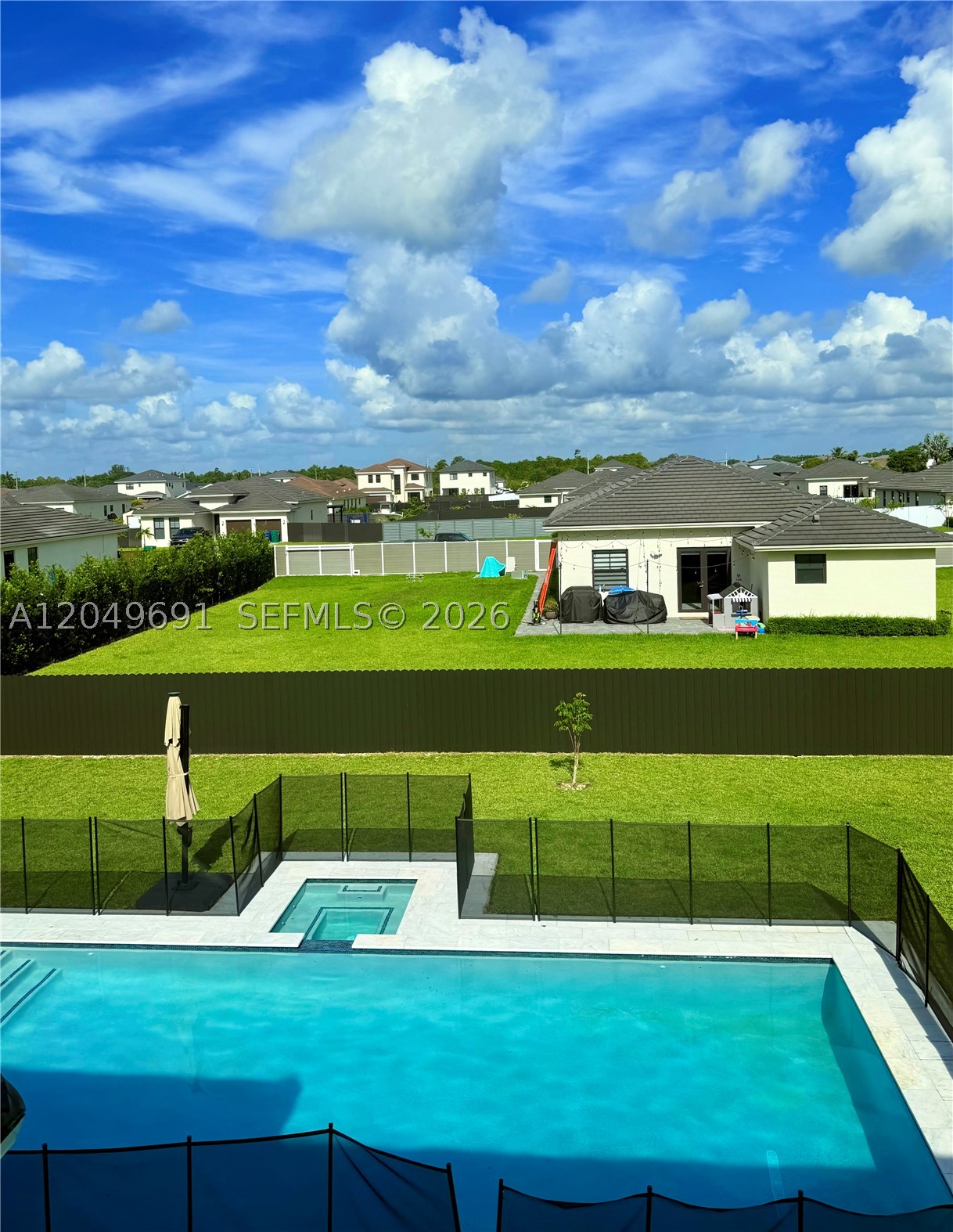Century Oasis - Residential