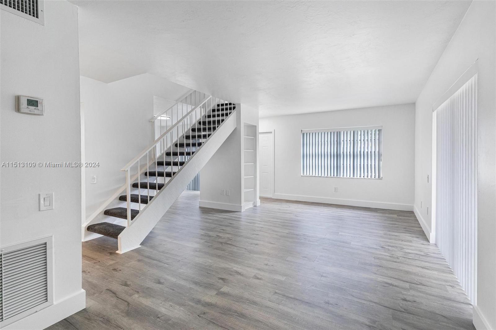 SNAPPER VILLAGE PHASE II - Residential Lease