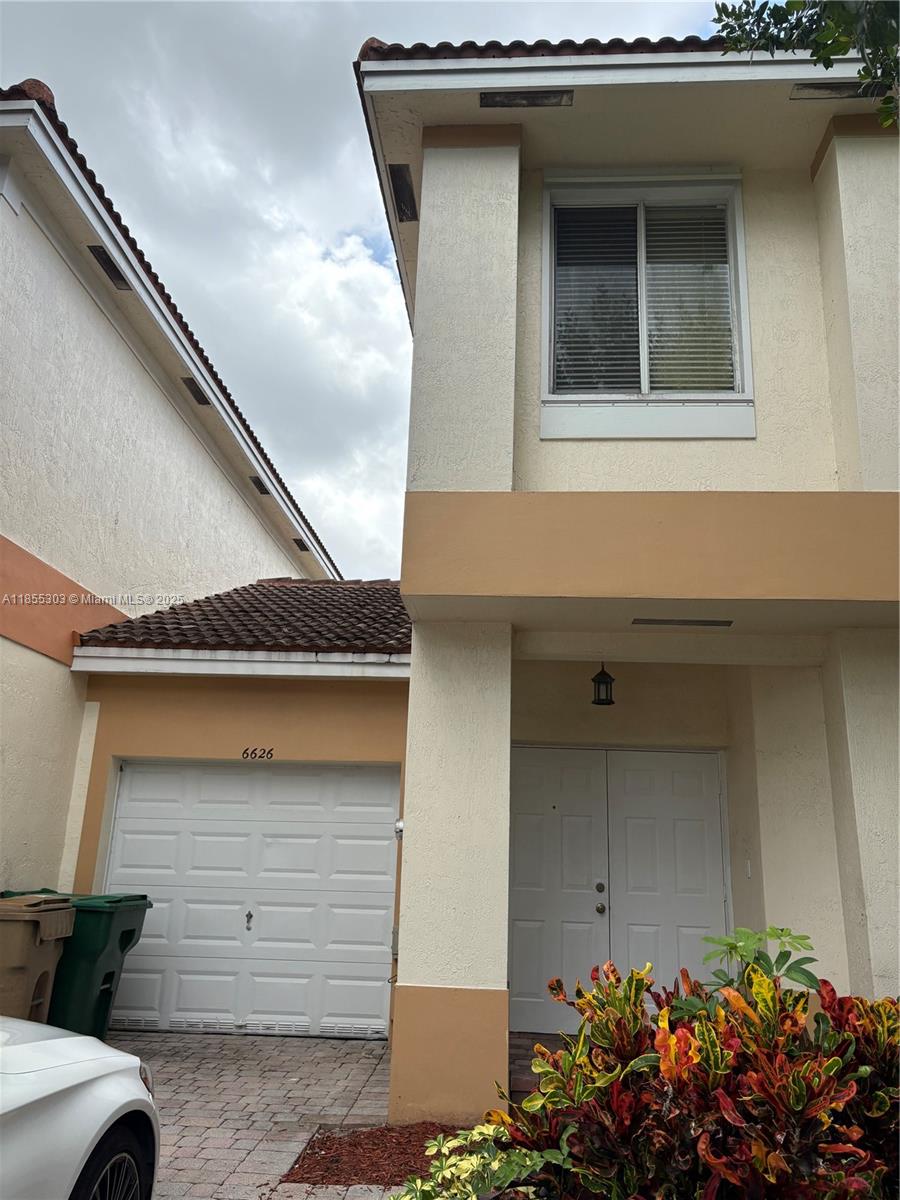 HIDDEN COVE CONDO - Residential Lease