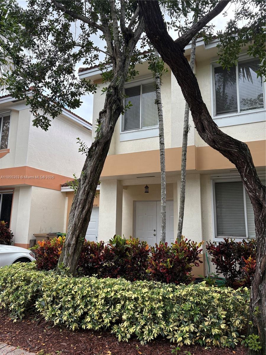 HIDDEN COVE CONDO - Residential Lease