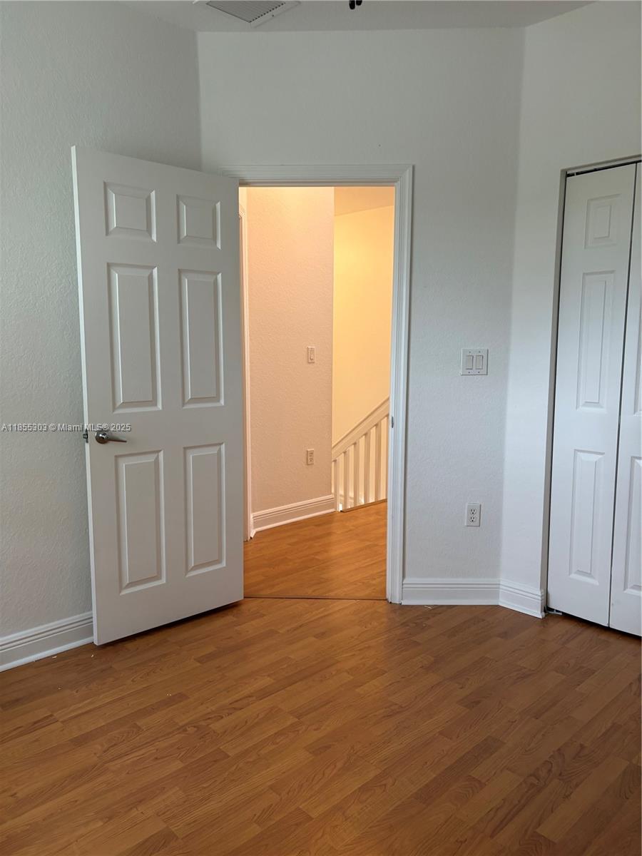 HIDDEN COVE CONDO - Residential Lease