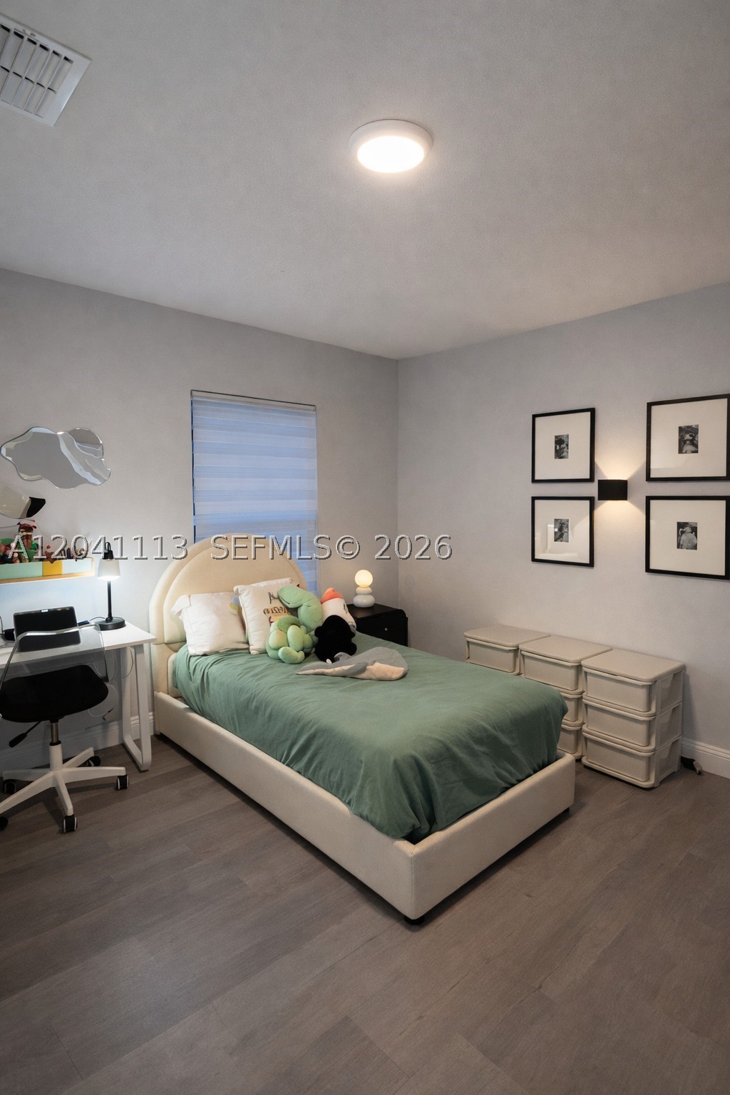 SILVER SPRINGS SHORE - Residential