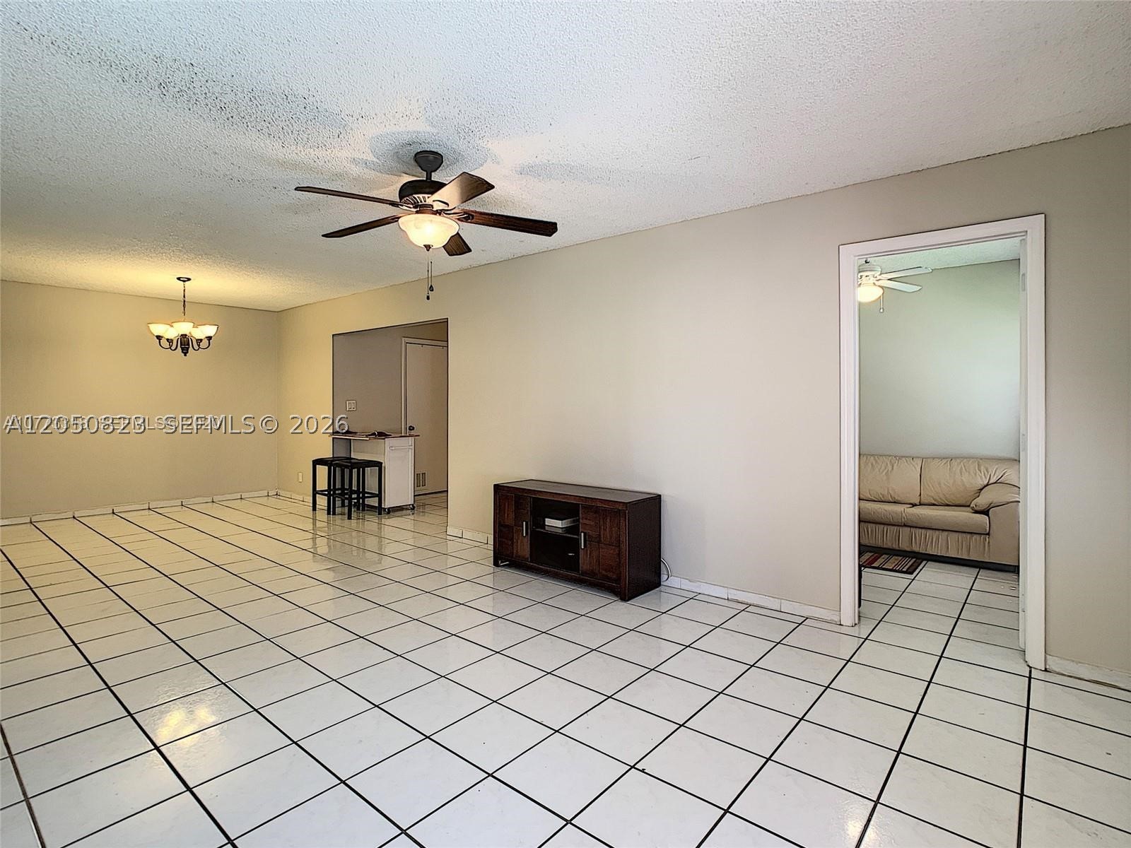 ROYALE GREEN CONDO 9 - Residential