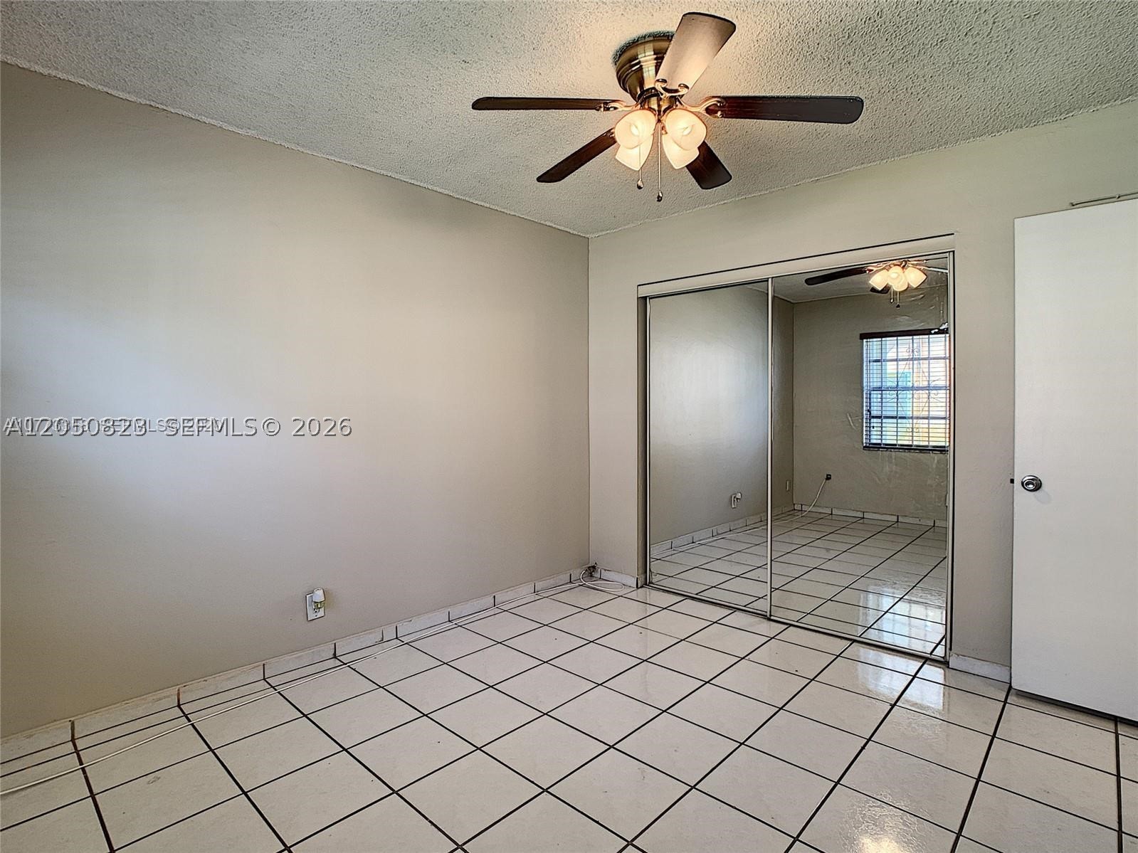 ROYALE GREEN CONDO 9 - Residential