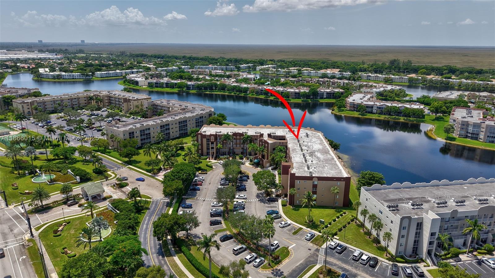 SOUTHAMPTON CONDOMINIUM E - Residential