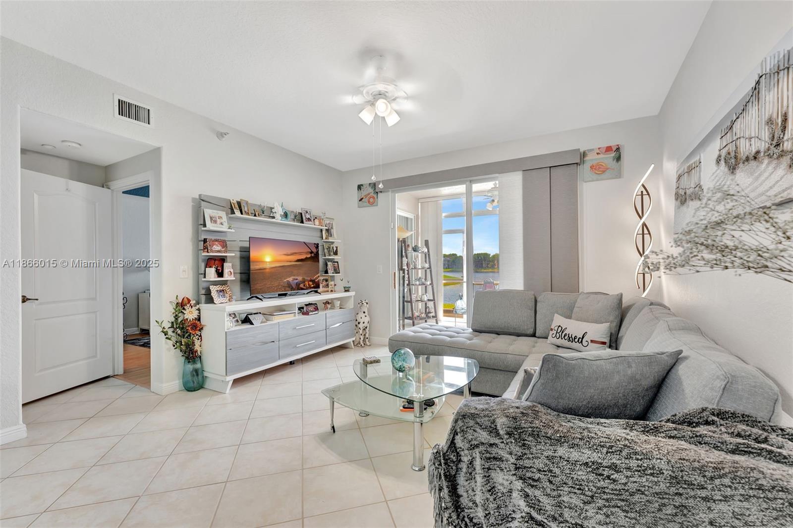 SOUTHAMPTON CONDOMINIUM E - Residential