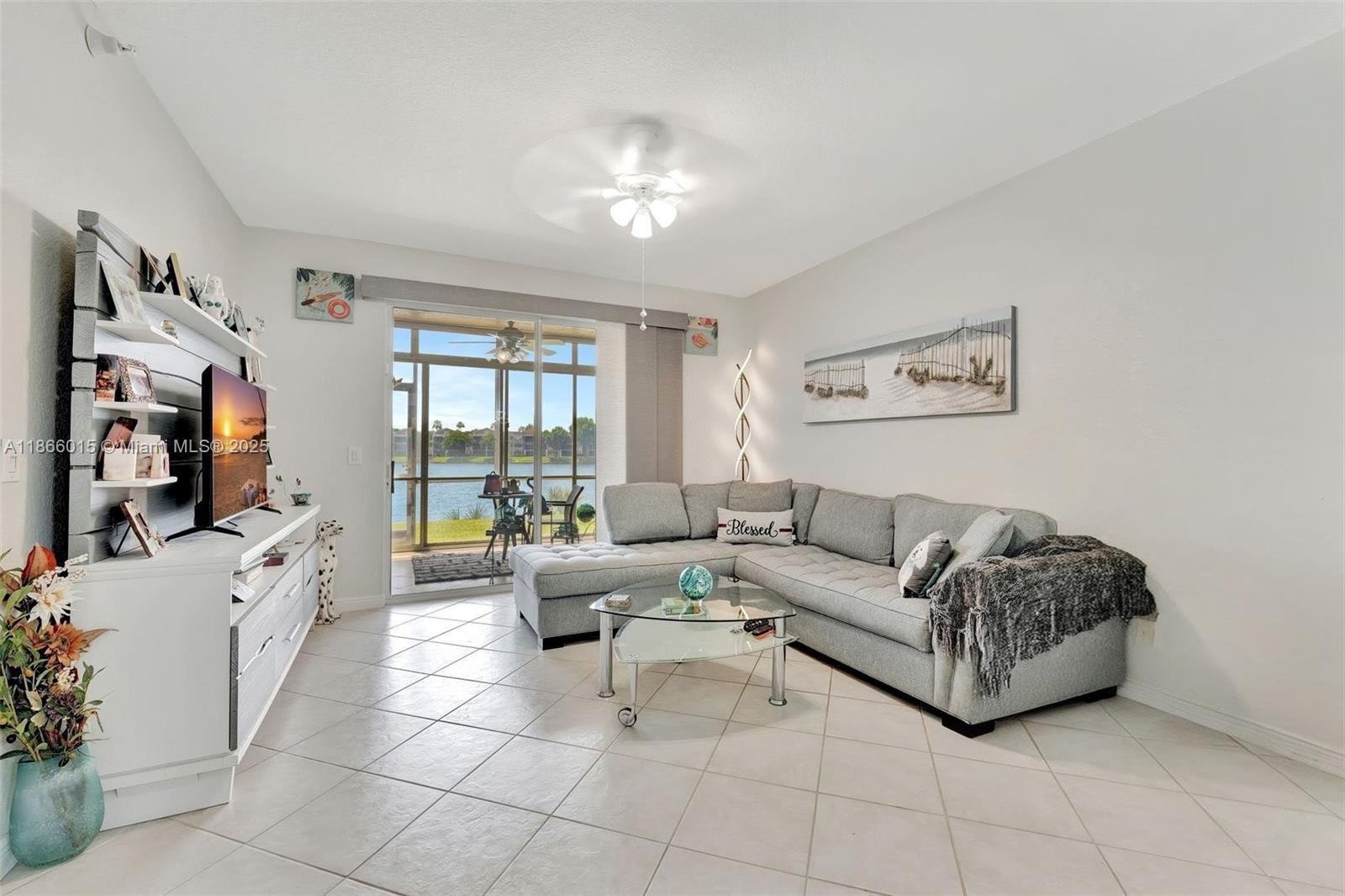 SOUTHAMPTON CONDOMINIUM E - Residential