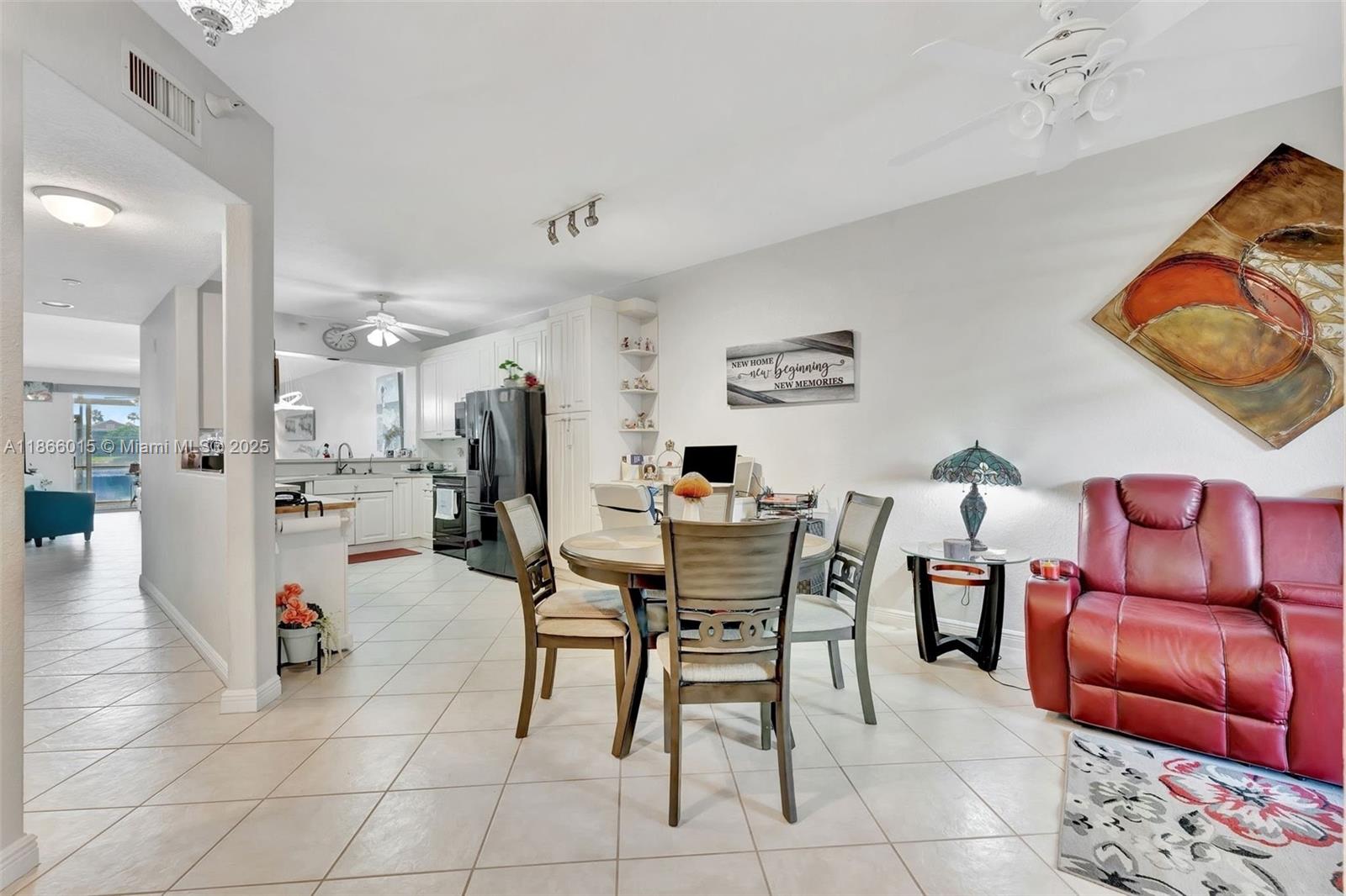SOUTHAMPTON CONDOMINIUM E - Residential
