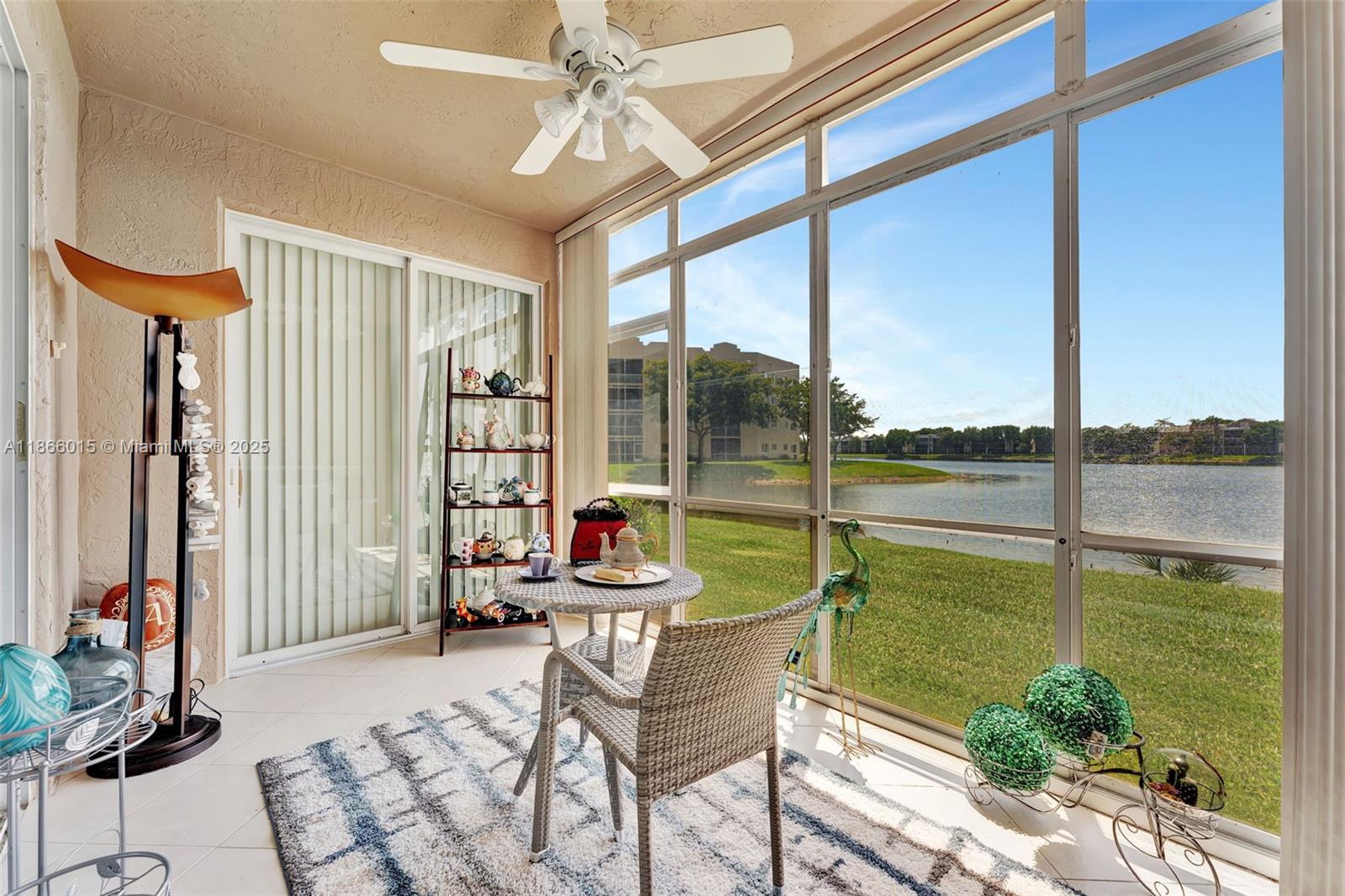SOUTHAMPTON CONDOMINIUM E - Residential