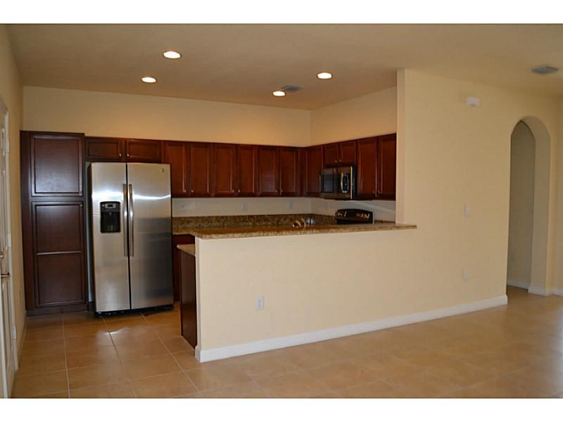 KENDALL SQUARE - Residential Lease