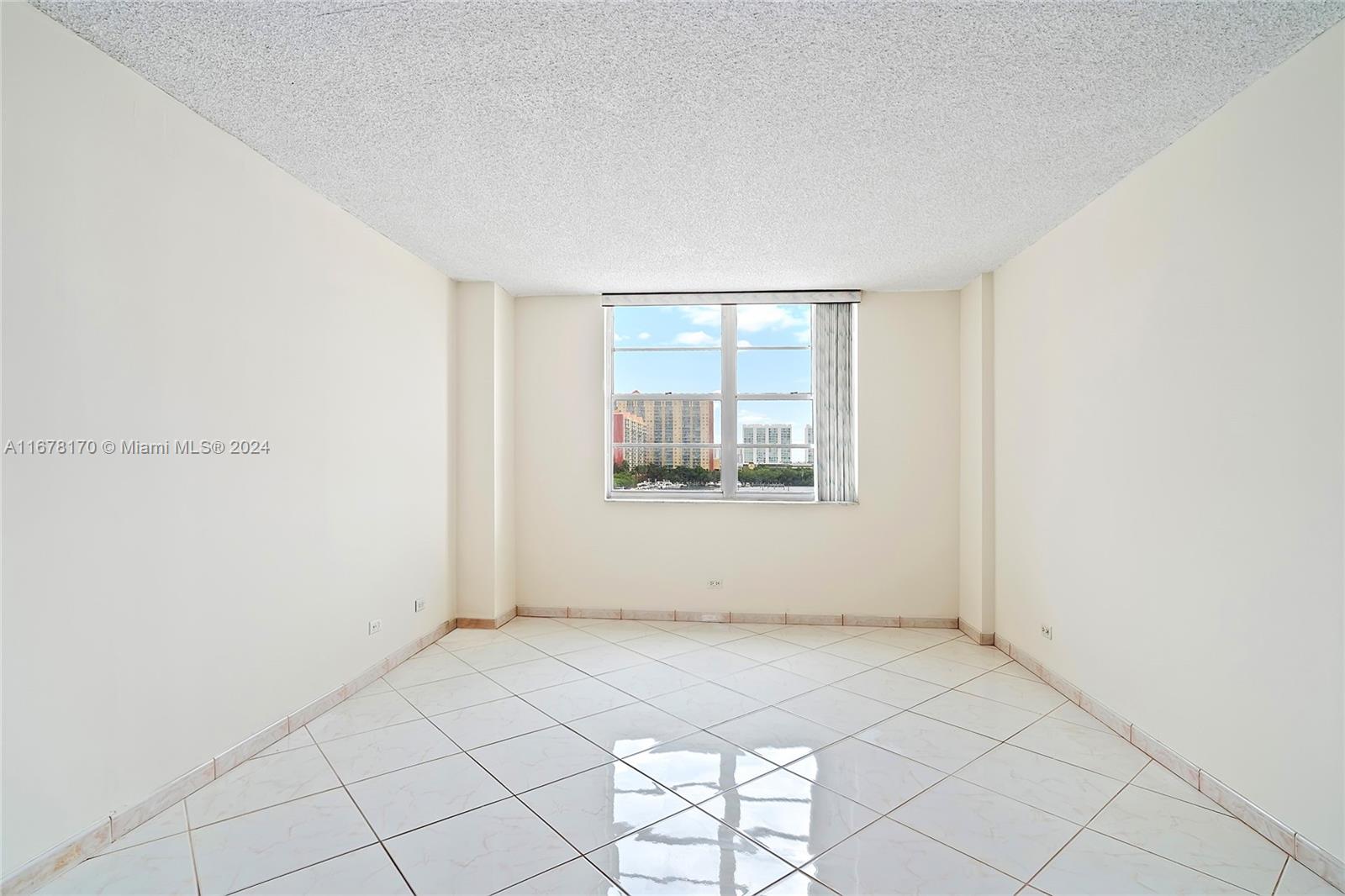 WINSTON TOWERS 100 CONDO - Residential Lease