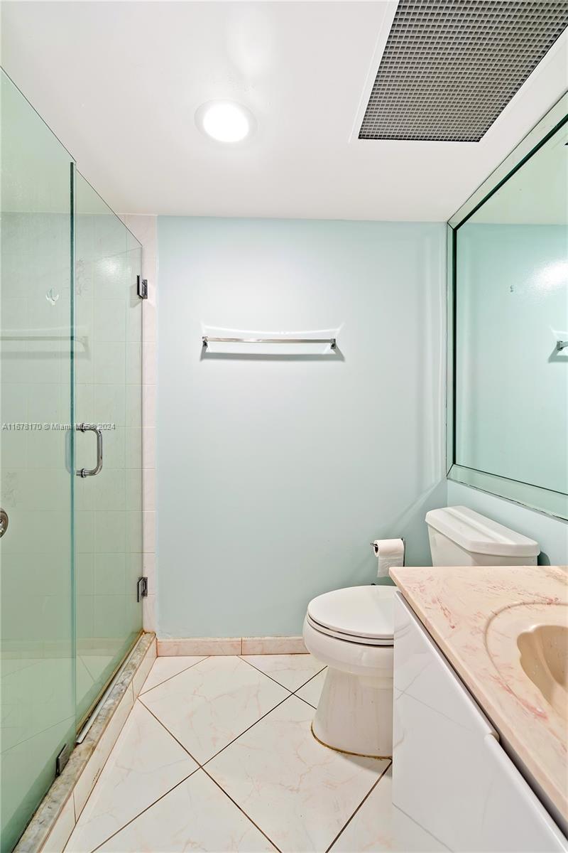 WINSTON TOWERS 100 CONDO - Residential Lease