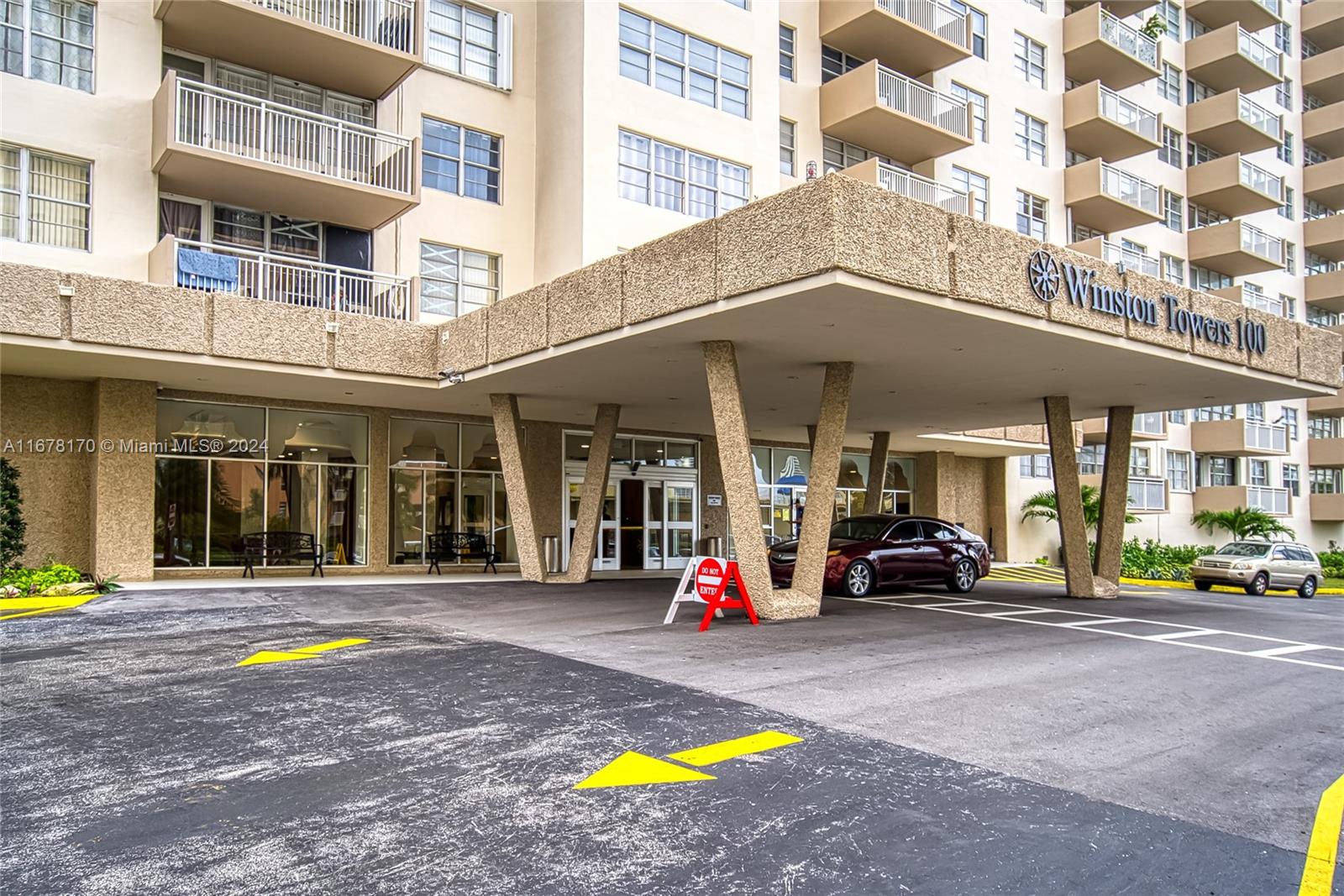 WINSTON TOWERS 100 CONDO - Residential Lease