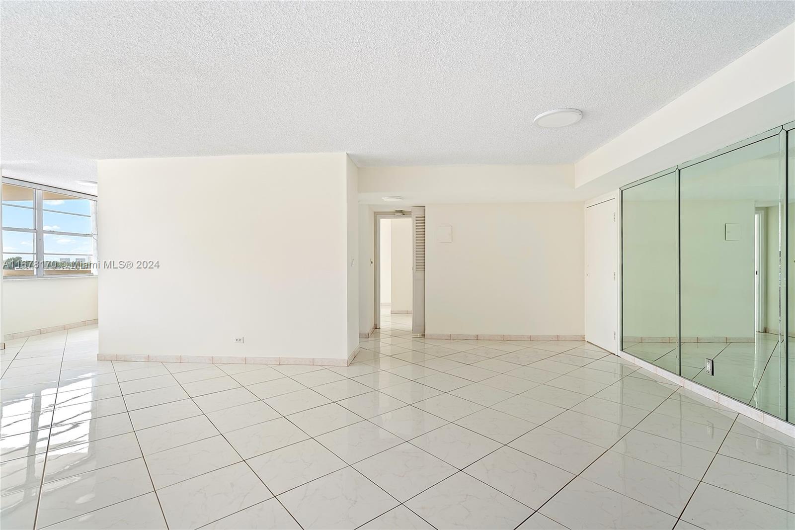 WINSTON TOWERS 100 CONDO - Residential Lease