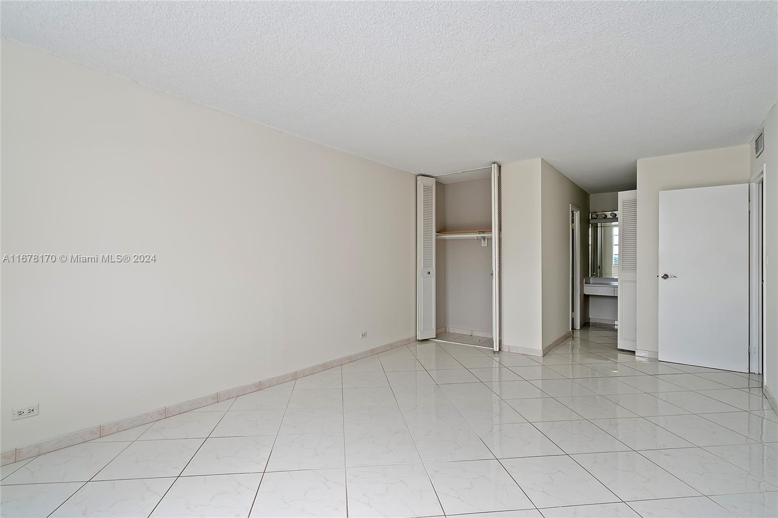 WINSTON TOWERS 100 CONDO - Residential Lease