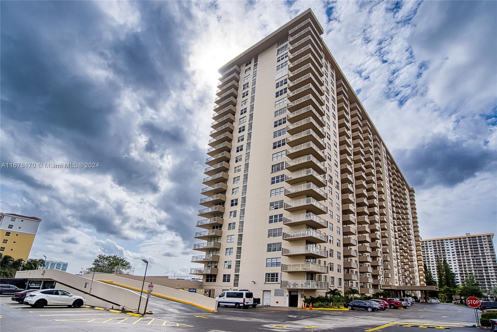 WINSTON TOWERS 100 CONDO - Residential Lease