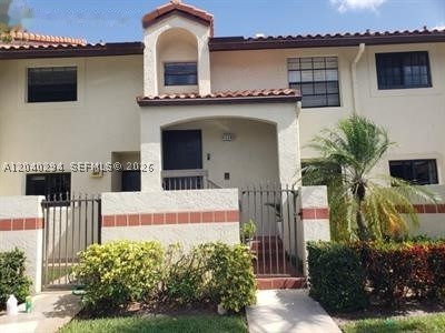 AUCTION - 2 bedroom 2 bath condo at the guard gated community of Independence Bay. This is an auction property and details can be seen at Xome. All properties are subject to a 3% buyer’s premium, and bidding is pursuant to the Xome Auction Participation Agreement.