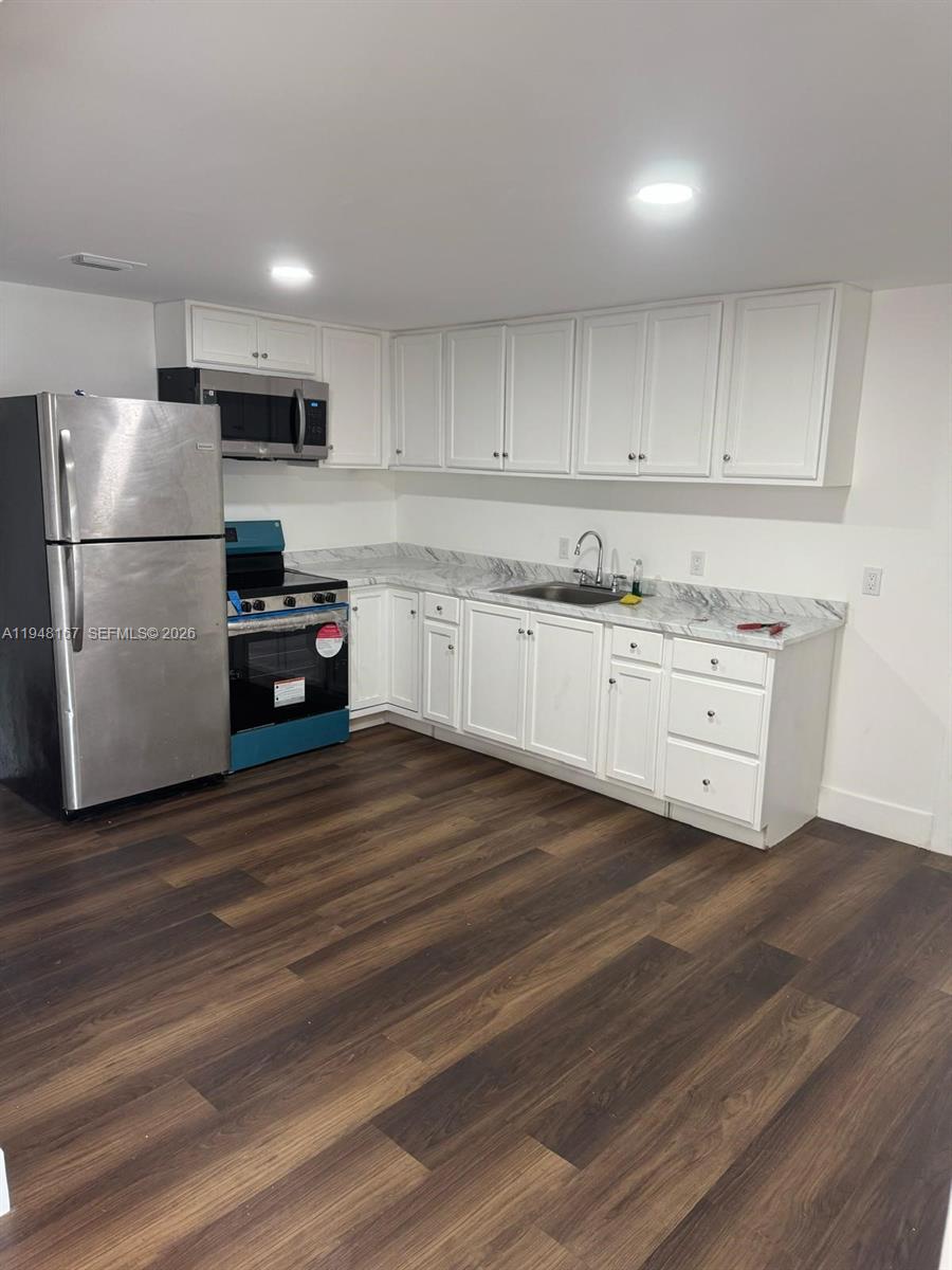 ORANGE PARK CLUB SEC 2 - Residential Lease