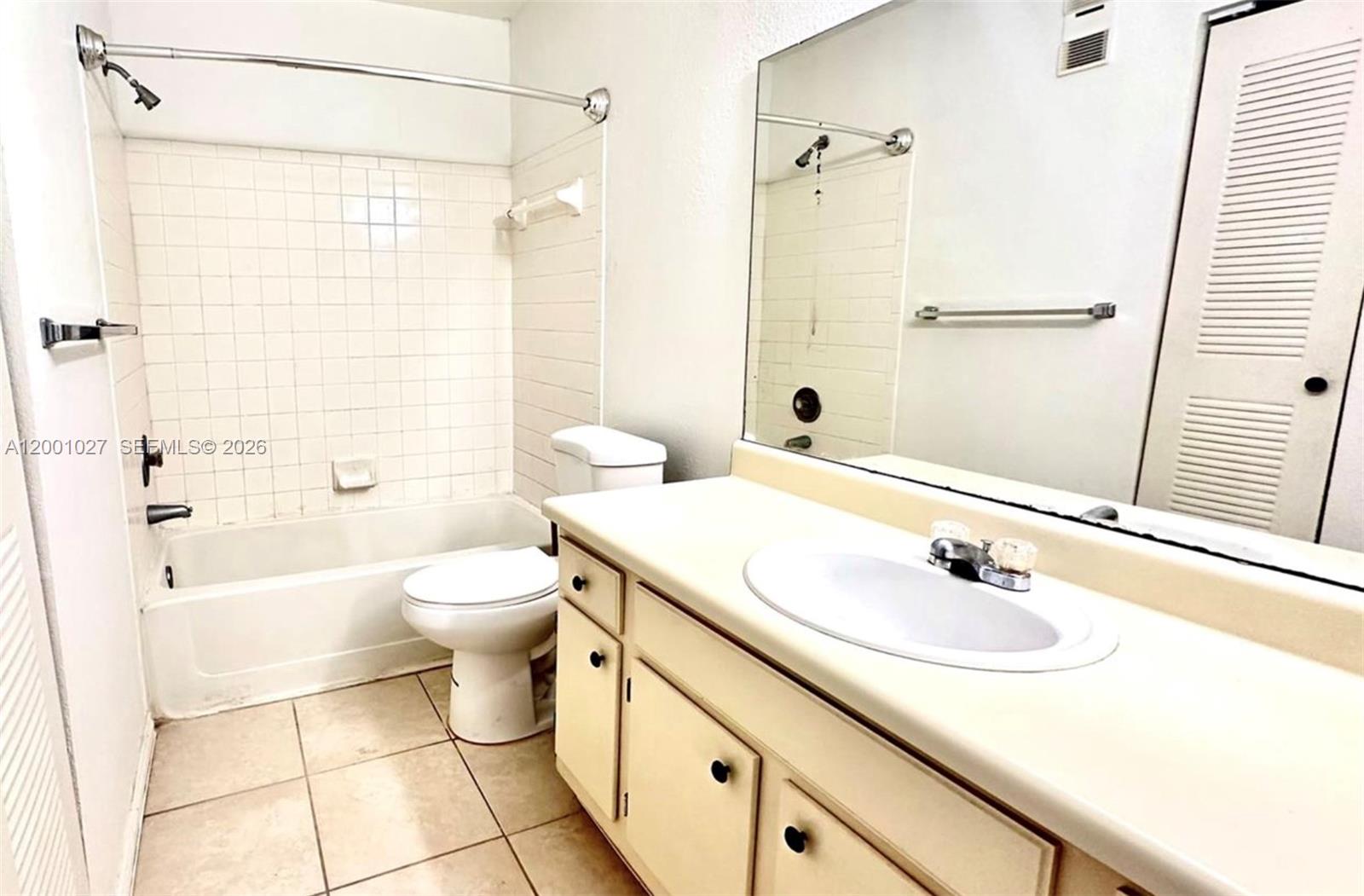 CORAL KEY CONDO - Residential