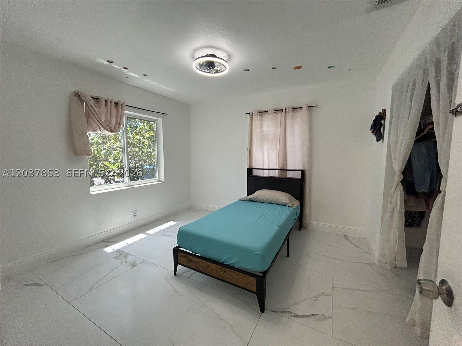NORTH ANDREWS TERRACE SEC - Residential Lease
