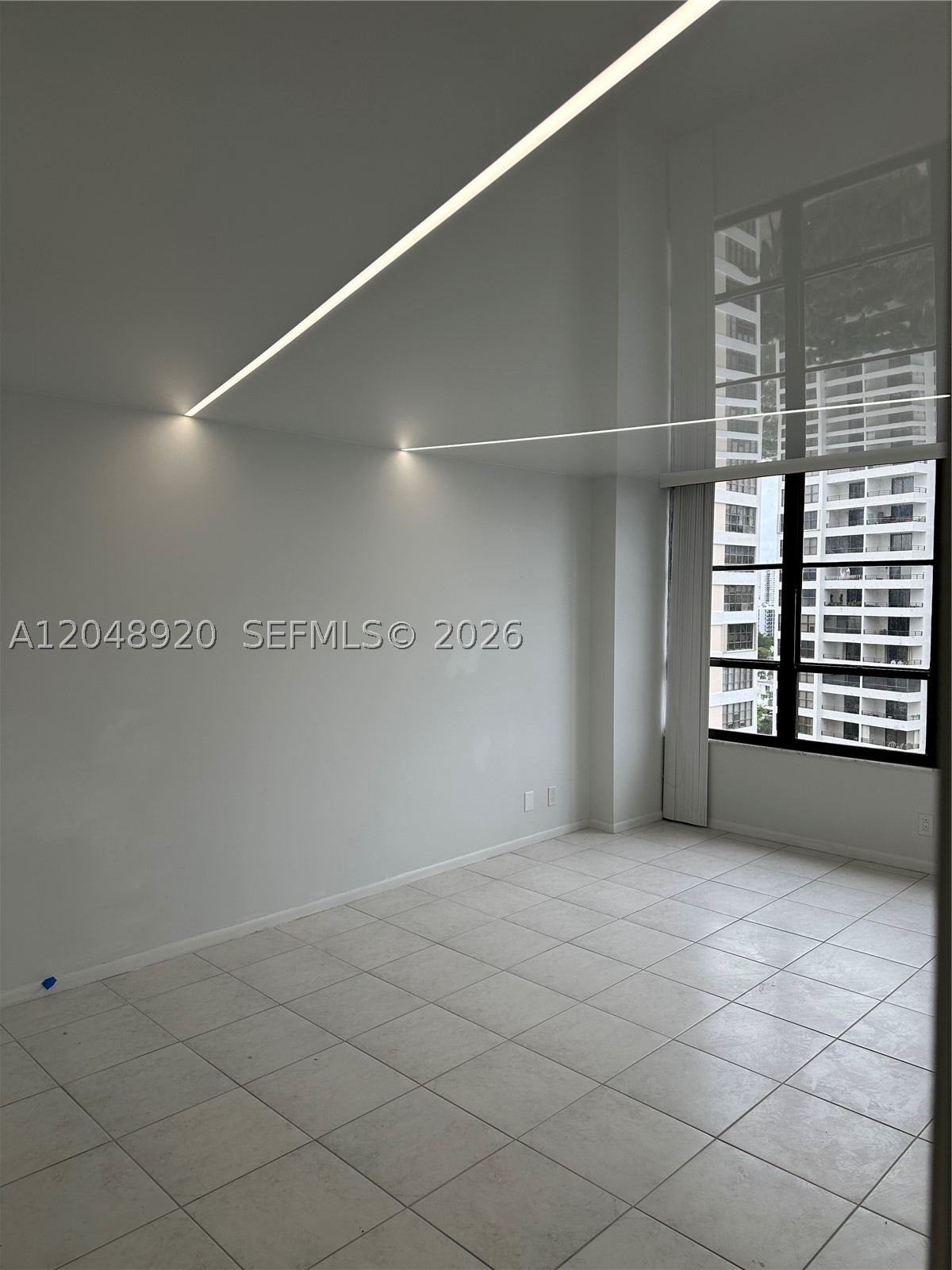 OLYMPUS CONDO PHASE - Residential