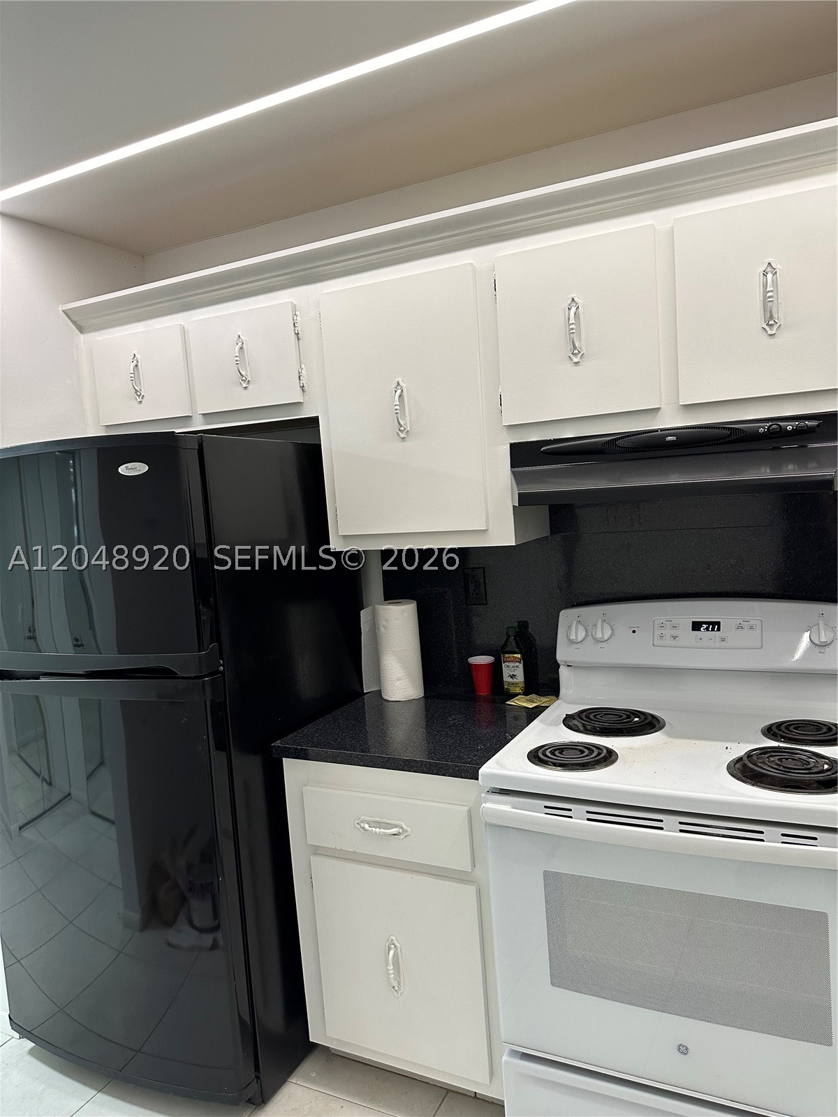 OLYMPUS CONDO PHASE - Residential