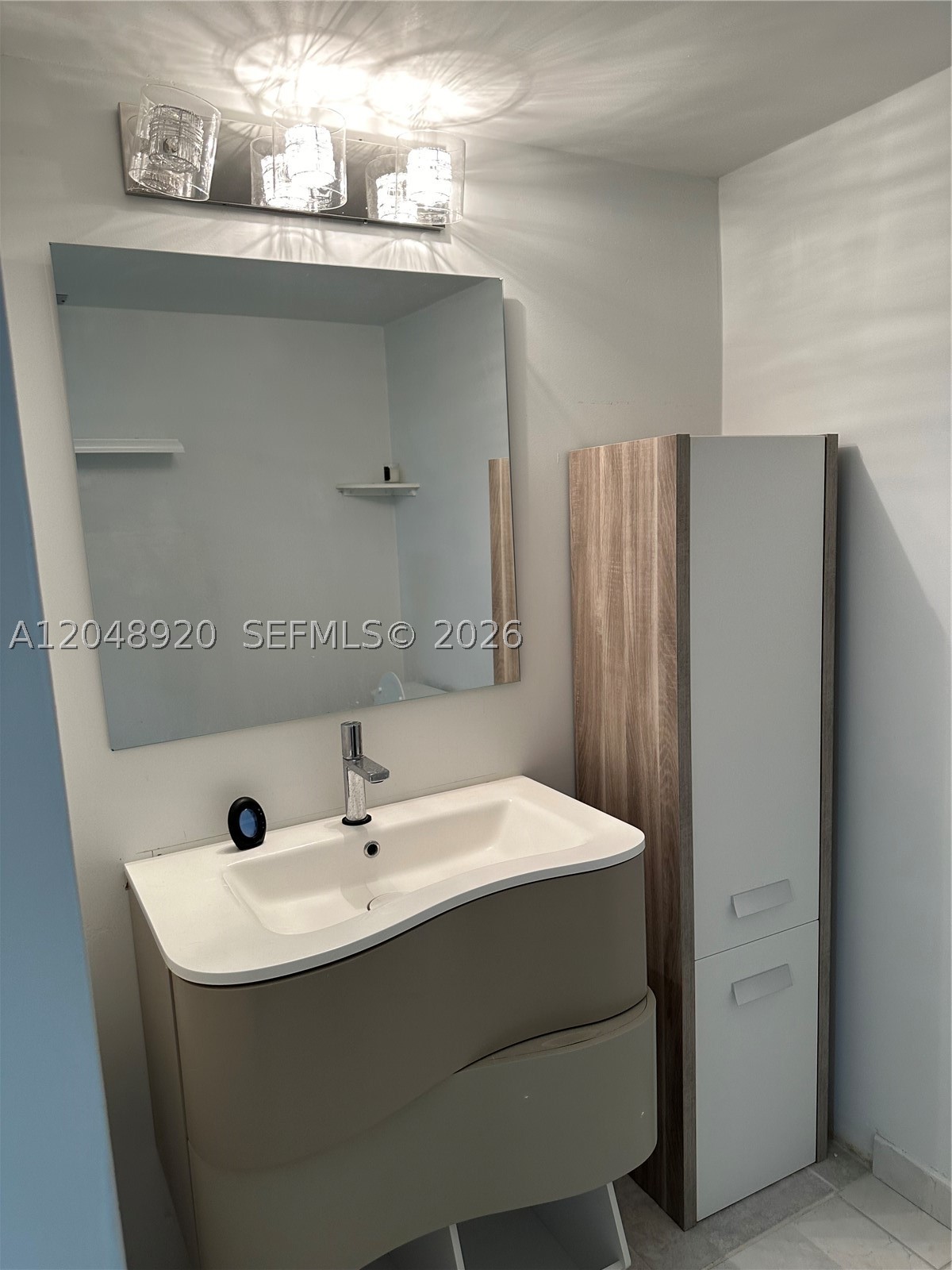 OLYMPUS CONDO PHASE - Residential