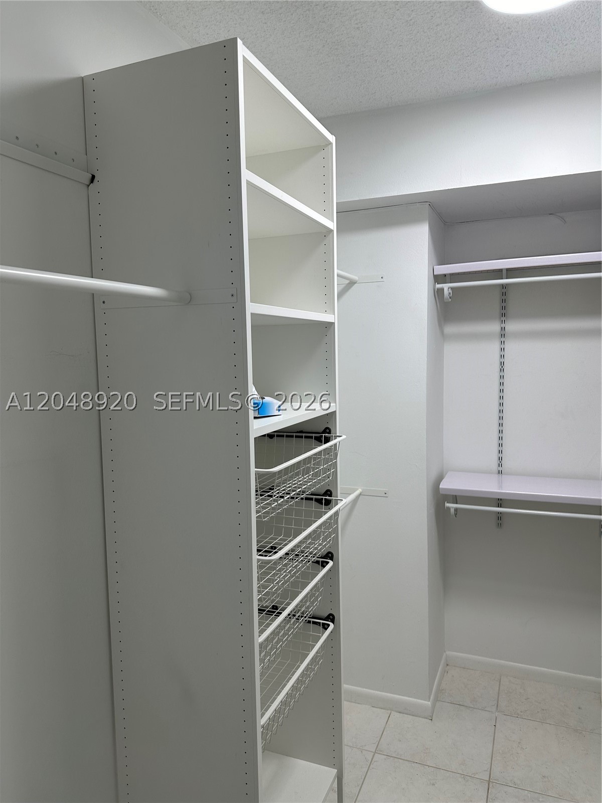 OLYMPUS CONDO PHASE - Residential