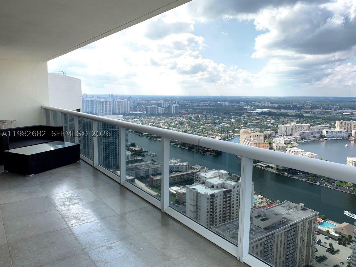 BEACH CLUB TWO CONDO - Residential